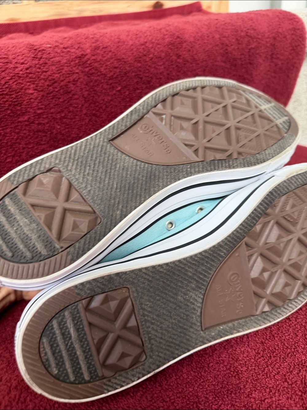 Converse Men and women Low-Top Canvas Sneakers in Light Teal with White Accents - Picture 4 of 6